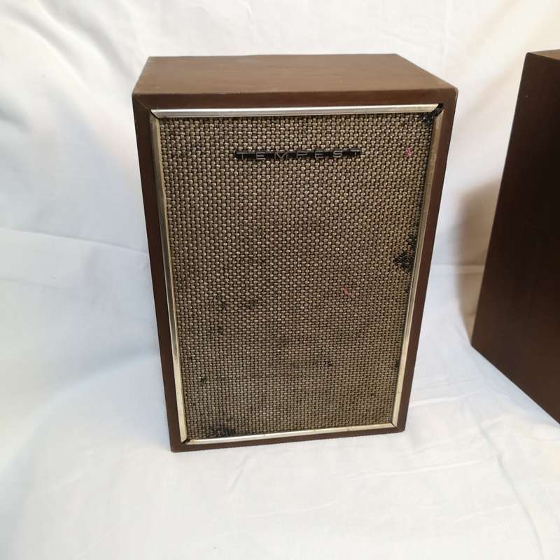 Tempest Vintage Speaker set.