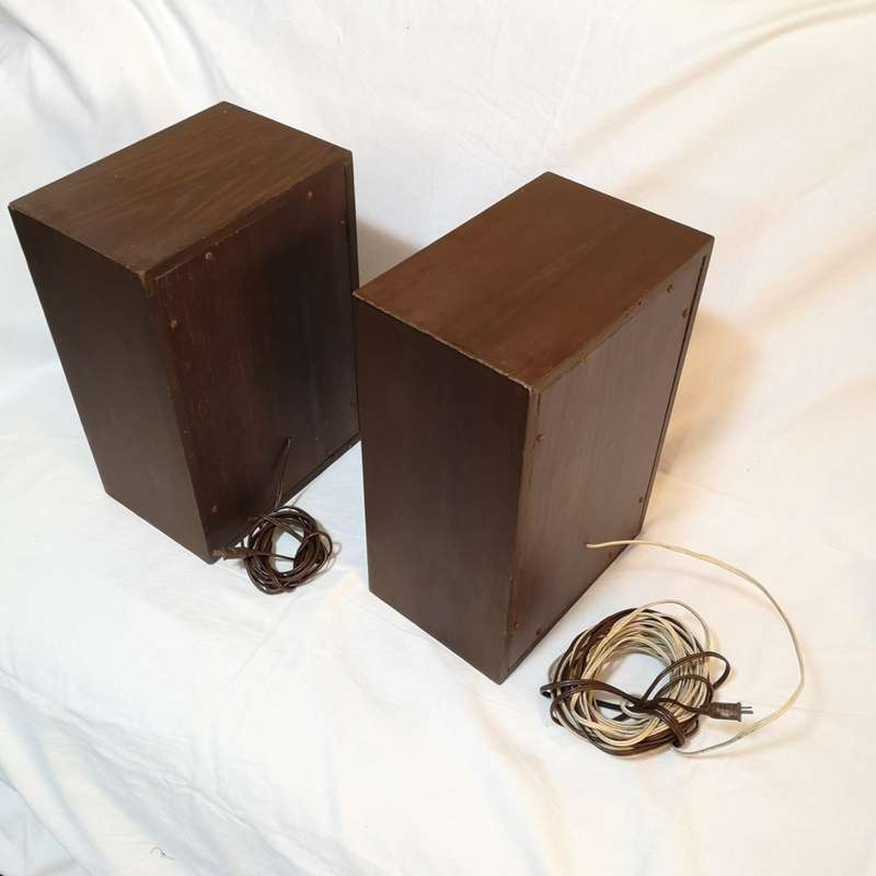 Tempest Vintage Speaker set.