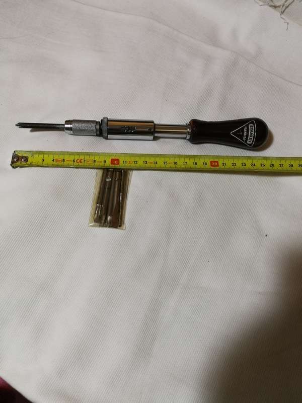Stanley Yankee 135B Ratchet Screwdriver  with Bits. Almost new condition