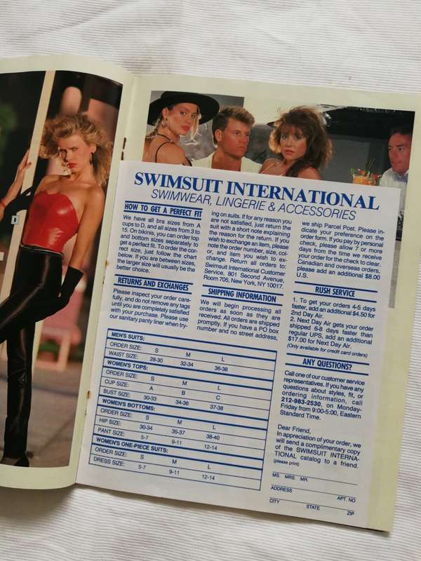 SWIMSUIT INTERNATIONAL MARCH 1989 VOL. 2 NUMBER 4 APRIL WAYNE GIANNA AMORE