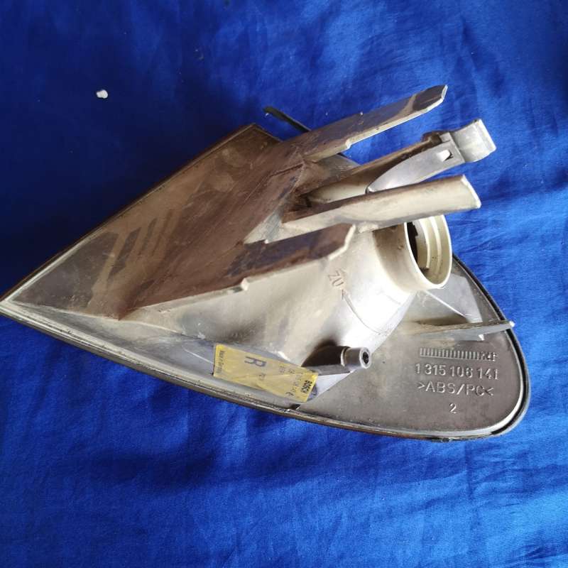 BMW E46 Front indicator lights. 1 pair
