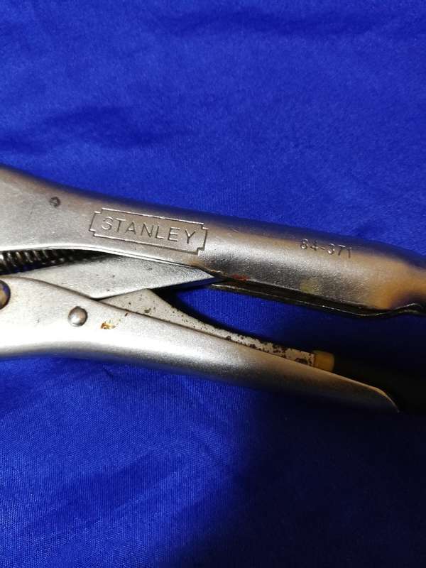Stanley 84-371 CrV Locking Straight Plier (250mm)