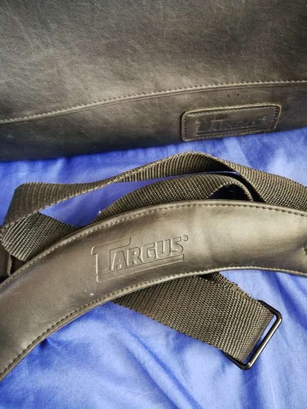 Targus Professional Black Leather Laptop Bag- Brief Case combo OCU2 Dual laptop Compartment