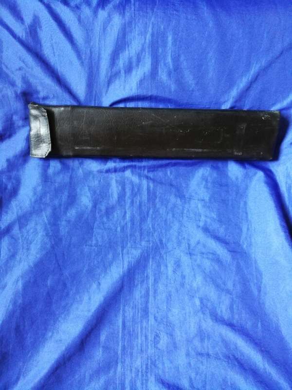 Warning triangle, Size Ideal for Bakkie or SUV. With vinyl leather pouch