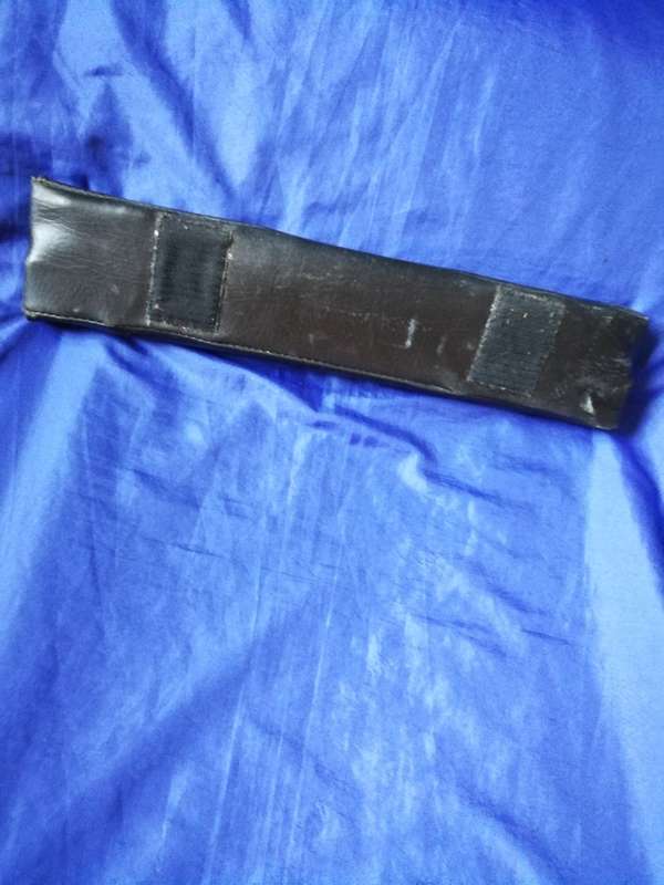 Warning triangle, Size Ideal for Bakkie or SUV. With vinyl leather pouch