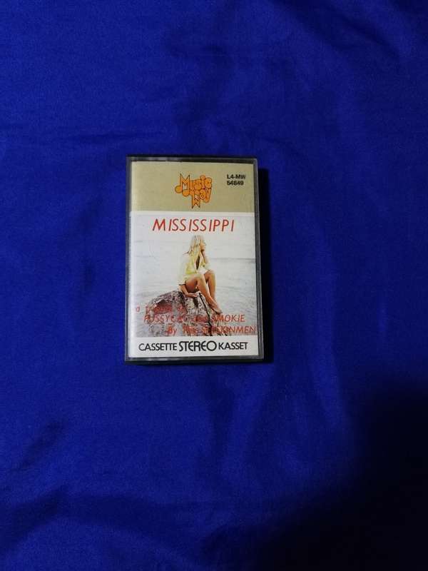 Mississippi and other hits of Smokey & Pussycat by Sessionmen- 1978. Tape