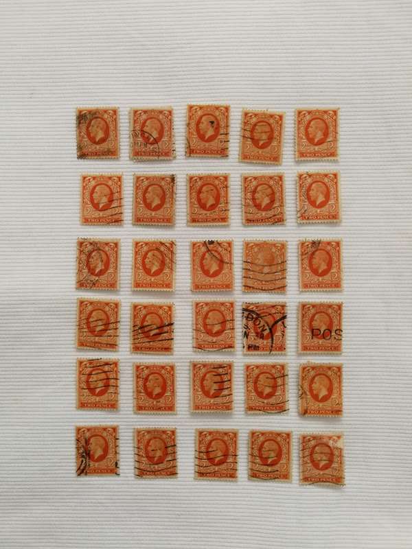 King George V. Orange (small format) 2 Pence stamps (30)