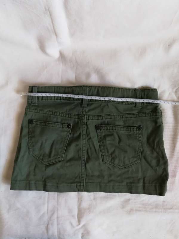 Short Skirt Army green low rise mini skirt