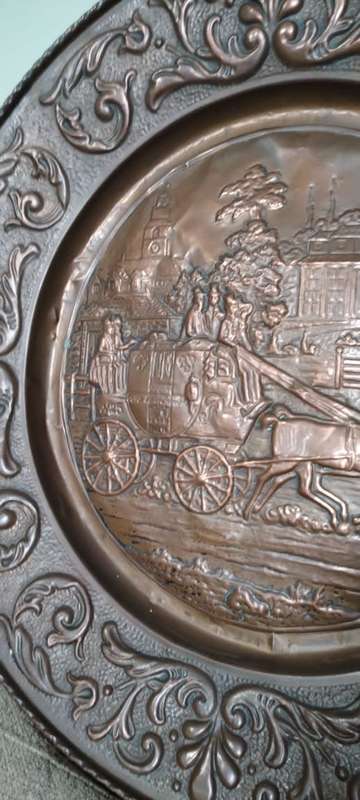 VINTAGE HAND MADE LARGE ORNATE  COPPER WALL DECOR PLATE - Wagon scene