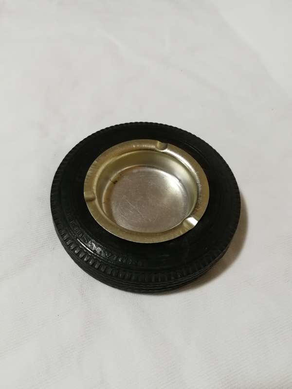 Vintage `India Super` metal insert tyre Ashtray 70s