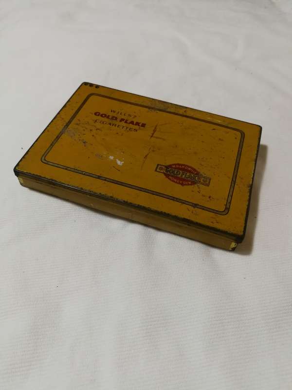 WILL`S GOLD FLAKE VINTAGE CIGARETTE TIN. Wills Bristol & London