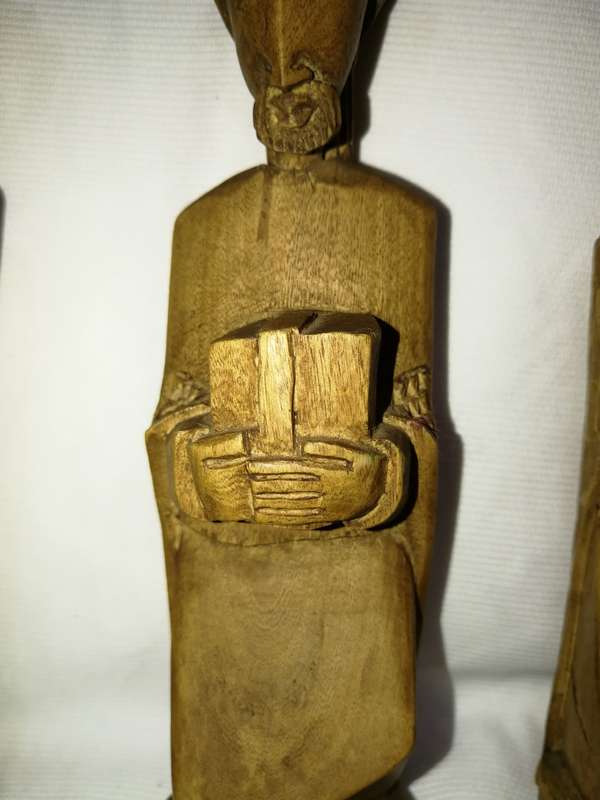 Vintage stunning wood carved figurines (6)- Origin unknown