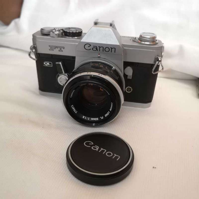 Canon FT QL 35mm Film SLR Camera FL Lens 1.8/50