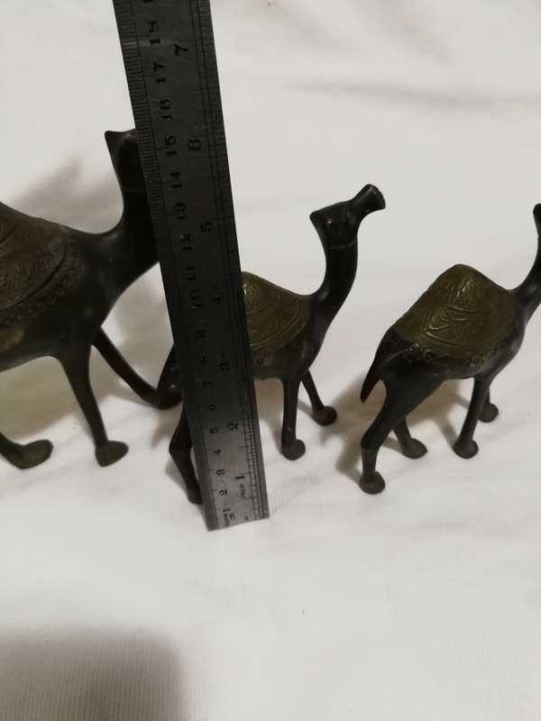 Vintage heavy brass/ bronze 3 camel set