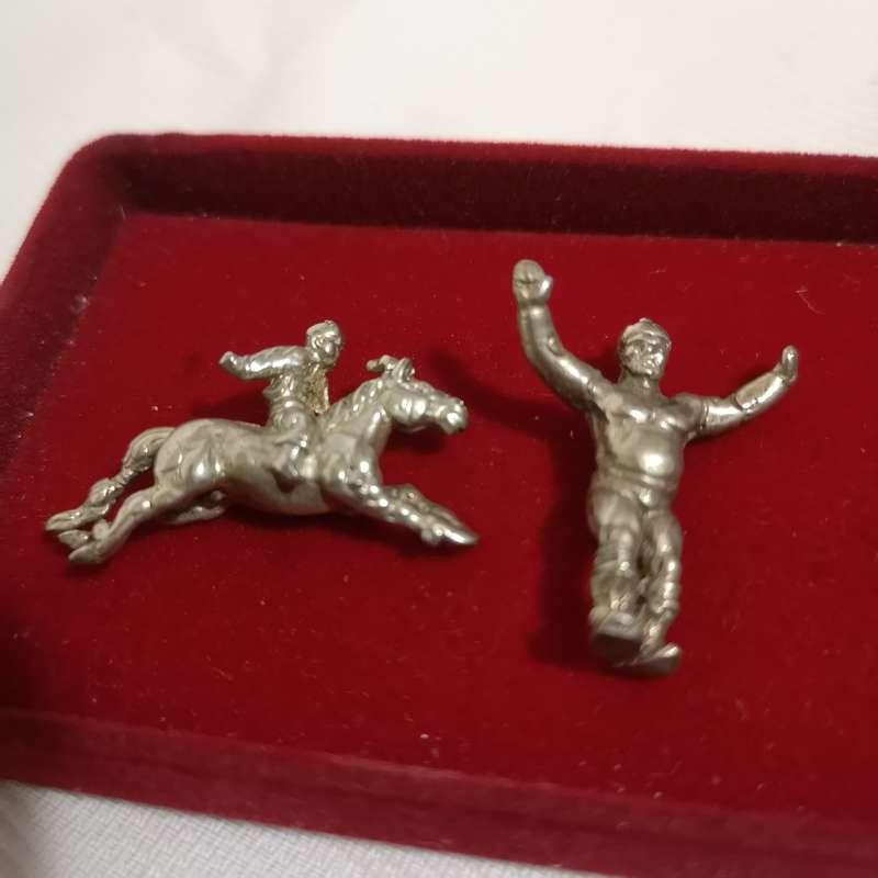 Vintage Chinese Silver pin badges- set of 3