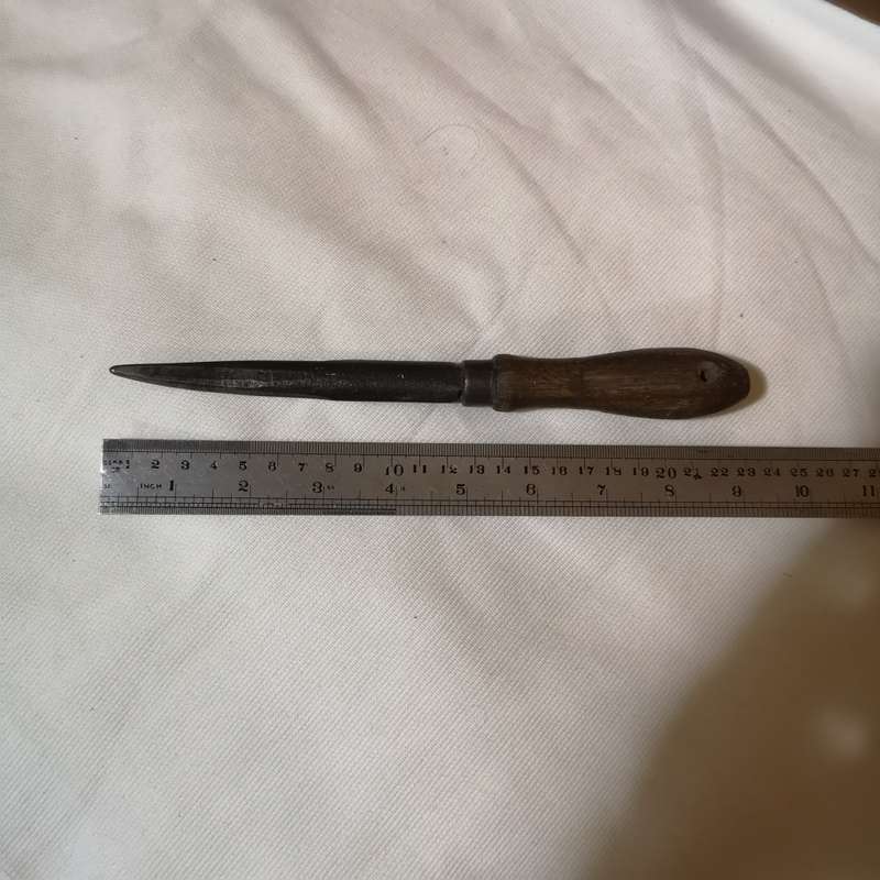 Moore & Wright Sheffield England wood handle curved and tapered steel tool