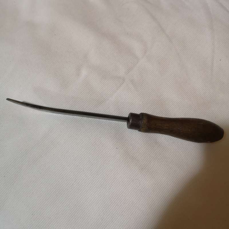 Moore & Wright Sheffield England wood handle curved and tapered steel tool