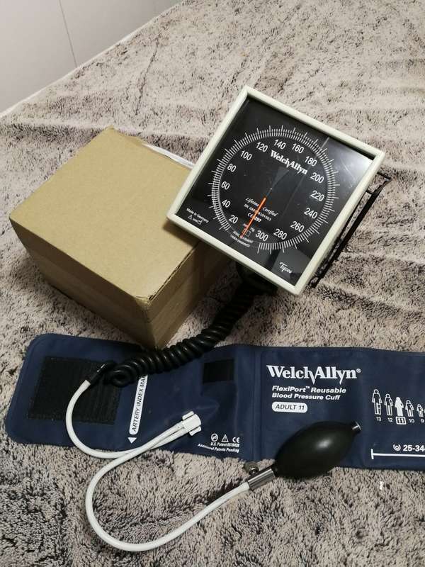 Welch Allyn Blood Pressure Machine. Jewel Movt, Laser engraved. Made in Germany