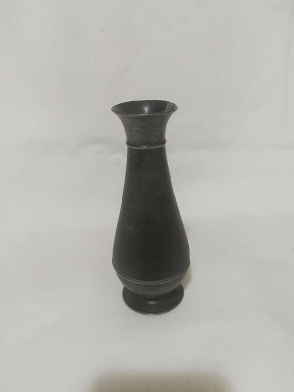 Selwin Pewter 97% tin bud vase- Vintage