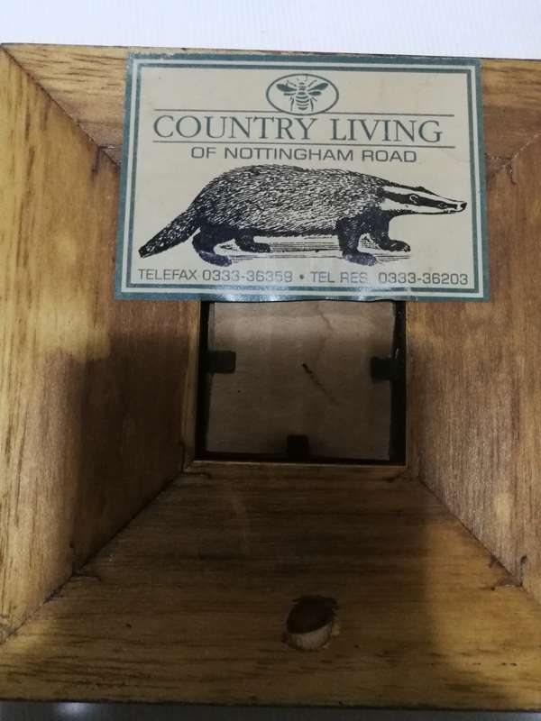 Vintage Picture frame, wooden. Country Living of Nottingham Road