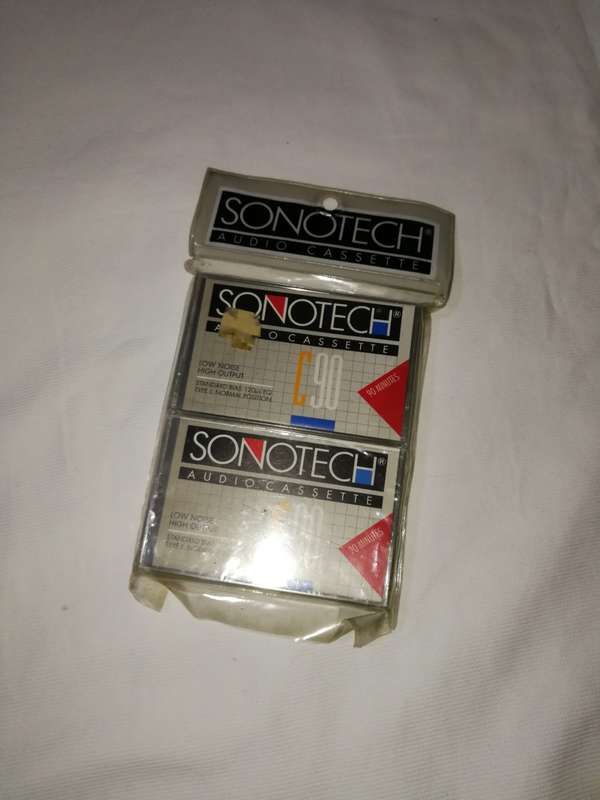 Sonotech C90 blank casettes- unused pack of 2
