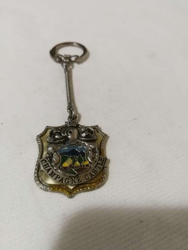 Champagne Castle Drakensburg Vintage key Ring- Rare