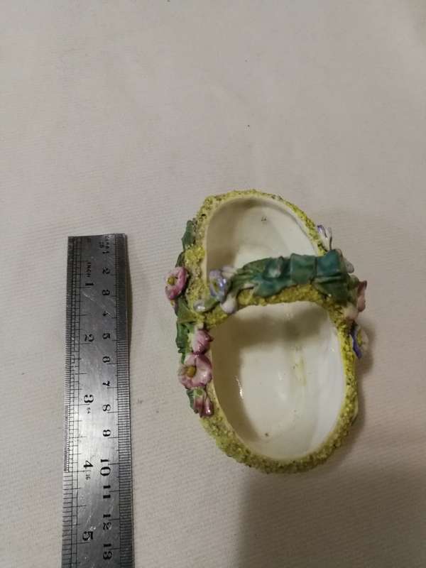 Mossware Basket, Trinket Dish, Ring Holder, Flower Encrusted Basket- Antique