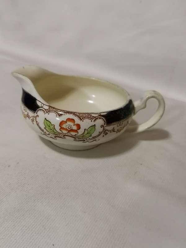 Alfred Meakin England - Hampton - Gravy Boat- Vintage