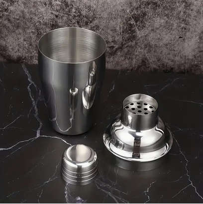 1pc Stainless Steel Cocktail Shaker - Effortless Straining, Multi-Functional Mixer, Martini Shaker