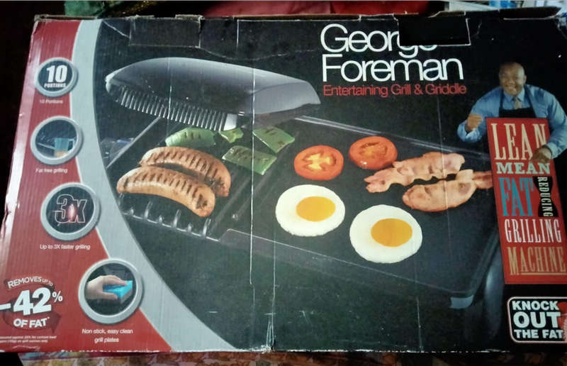 George Foreman Entertaining Grill & Griddle- Removes up to 42% Of Fat- New