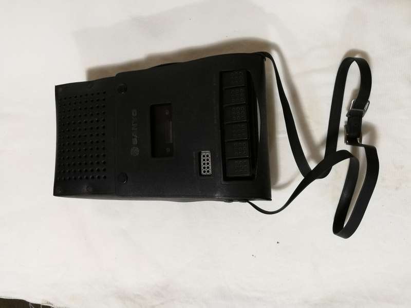Sanyo Cassette Player/ Recorder in casing- Vintage