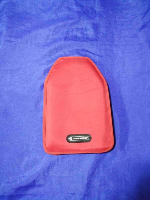 Le Creuset Wine cooler sleeve- Red