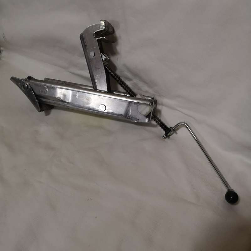 VW/ Audi/ Seat Polo 6/ Gti- Jack Original- Aircraft Aluminium- Lightweight but strong