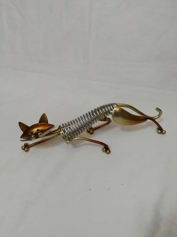 Metal Cat. Modern Home Art Retro Decoration
