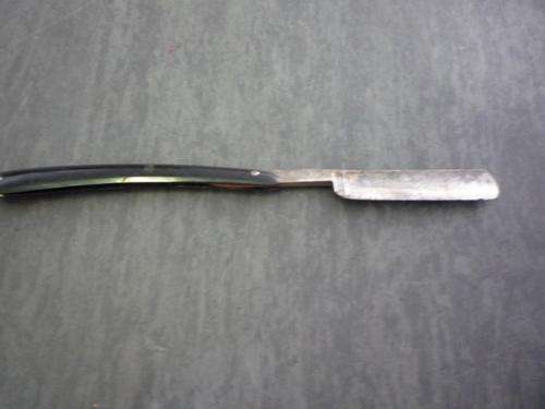 ANTIQUE SHAVING RAZOR / GEBR WEYERSBERG OHLIGS - SOLINGEN / BUGLE STAMPED 2325