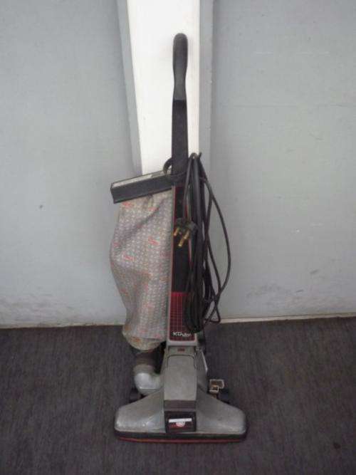 KIRBY HERITAGE II VACUUM CLEANER