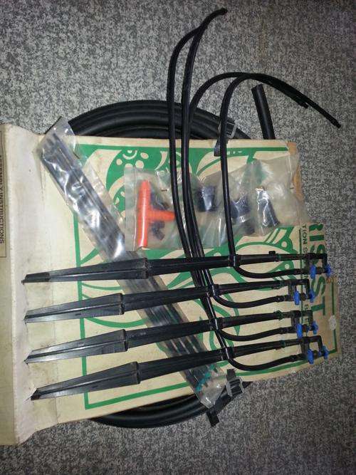 GARDEN IRRIGATION SYSTEM / 8 SPRAYERS
