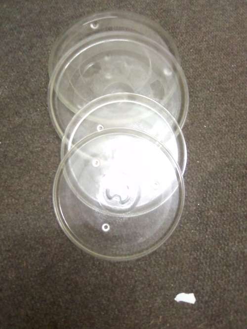 MICROWAVE OVEN GLASS PLATES : R60.00 EACH