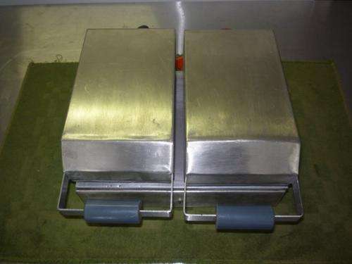 SANDWICH TOASTER