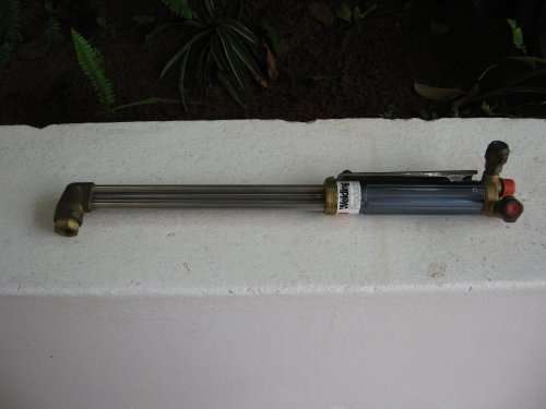 GAS CUTTING TORCH