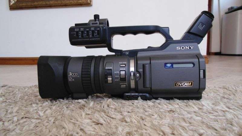 Sony PD150 Professional Video Camera