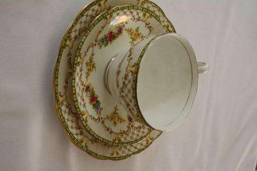 TRIO Royal Standard - Antoinette Fine Bone China