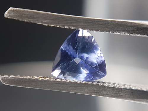 0.85ct Natural Trillion cut Tanzanite