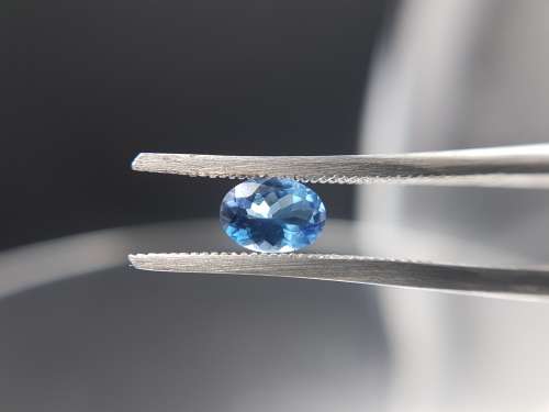 0.82ct natural earth mined Tanzanite, oval cut