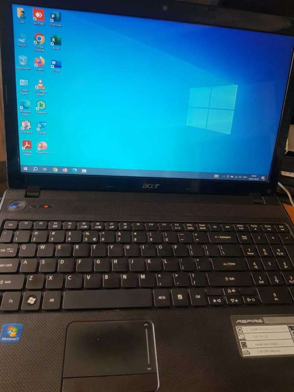 Acer Duo Core T3500 cpu, 4gb RAM, 256gb SSD - Laptop