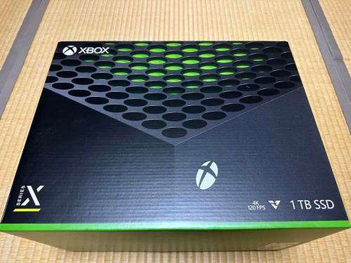 xbox series x in box
