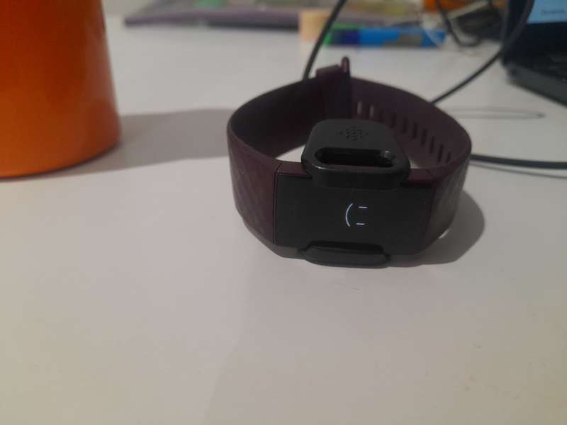 FitBit Charge 4