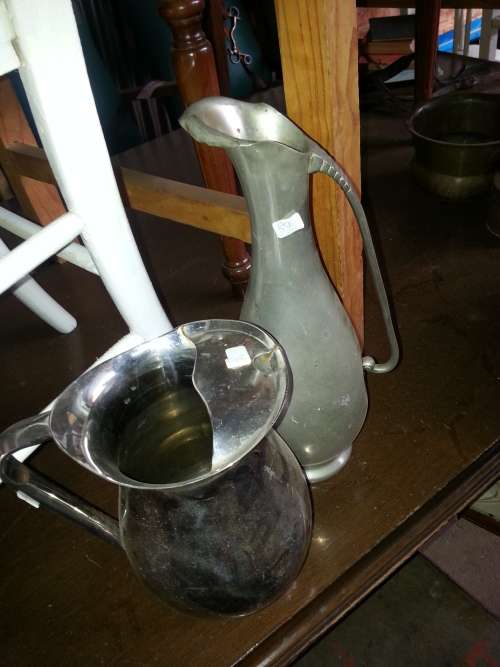 2 water jugs