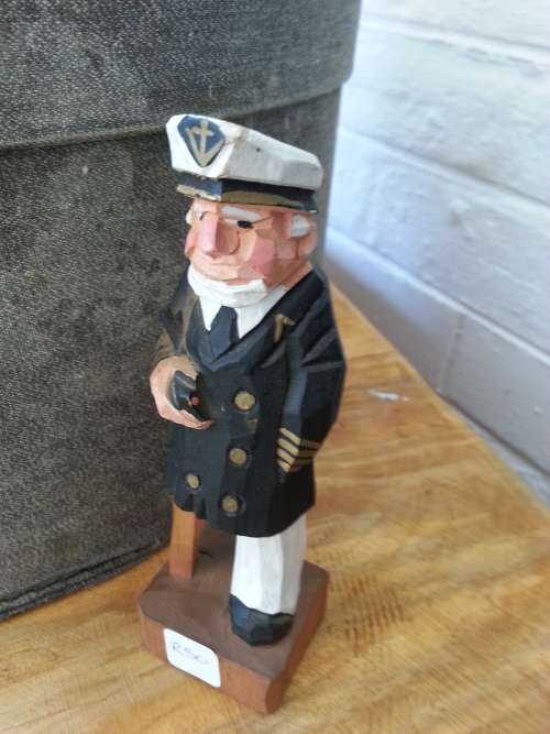 WOODEN CAPTAIN STATUE