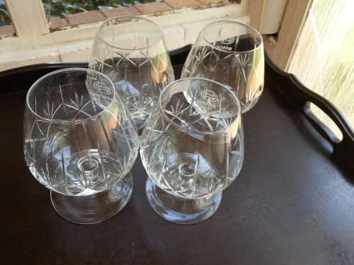 4 CRYSTAL WHISKEY GLASSES